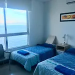 Apartamento vista al mar y cerca centro histórico